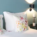 Hm - Infante Riverside Apartment M