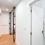 Elegant & Bright Flat By Lovelystay