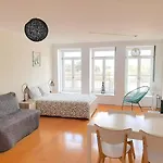 Cedofeita Studio, By Flat In Porto