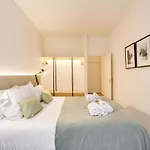 Virtudes Premium Apartment By Da\'Home