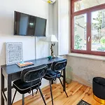 Josephine Apartments