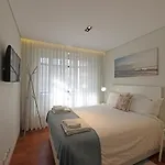 Flh Sa Da Bandeira Modern Apartment