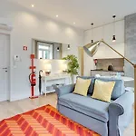 Tiara Downtown Apartments By Da\'Home