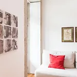 GuestReady - Soft Linen Balcony