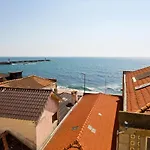 Ocean Scene 2 Bed Apt