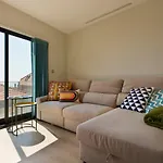 Ocean Scene 2 Bed Apt