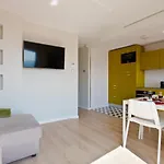 Ocean Scene 2 Bed Apt