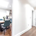 Private Apartment Guestmonro