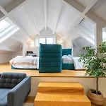 Mercadores Apartment By Amber Star Rent