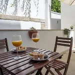 Spacious Bright Flat With Terrace By Host Wise