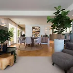 Emporium Deluxe 3Br Apartment W/ Private Parking By Lovelystay