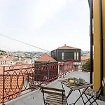 Superb Flat W/ Balcony And Ac By Lovelystay