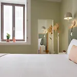 Away To Enjoy Apartment - Hapiness Has A Place