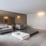 Stunning Apartment W/ Free Parking By Lovelystay