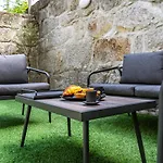 Private Garden In Porto City Center