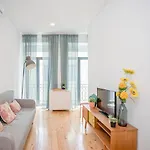 Charming Downtown Apartment - 4Pp Wifi Tv