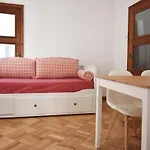 Sweet Garden Apartment By Jc