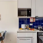 Joivy Modern 1-Bed Apartment In Porto