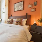 Sao Vitor Studio W/ Patio By Lovelystay