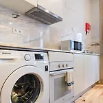 Bonjardim Porto Downtown - By Guest Spa