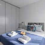 Downtown 1Br Apartment W/ Balcony By Lovelystay