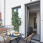 Urban House By Lovelystay