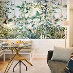 Away To Enjoy Apartment - Hapiness Has A Place