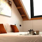 Flow Premium Loft - With Ac!