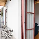 Oporto Colorful Flat