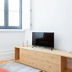 Orm - Heroismo Apartment