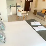 Poveiros Studio Porto Downtown - By Guest Spa