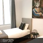 Royal Cats Apartment