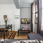 Oporto Poem Studio - Fully Equipped Property