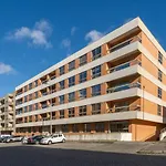 Cozy Sunny Flat W/ Terrace - Sao Joao