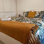 Beautiful Infante Apartment
