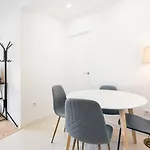 Guestready - Japandi-Chic Home In Central Porto