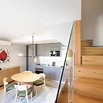 Almada 505 - Premium Flat By Lovelystay