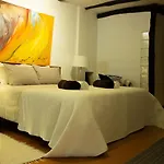 Cosy Apartment In Porto City Centre - 50 Sqm With Parking