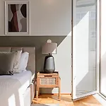 Ceuta Studio Apartments By Lovelystay