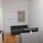 Stunning Downtown Apartment - 4 Pp/ Ac / Tv / Wifi