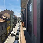 Porto 61 - Bright 2Br W/ Balcony By Lovelystay