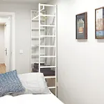 Two Bedroom Terrace Sanctuary In The Center