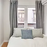 Two Bedroom Terrace Sanctuary In The Center
