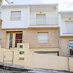Elegant Villa In Porto With Pool & Jacuzzi