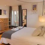 Porto Historical Center Apartments