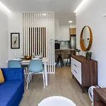 1Br Retreat In Prime Location By Lovelystay