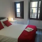Torre Dos Clerigos Apartment