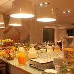 Porto Trindade Hotel