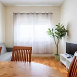 Convenient 3-Bedroom Apartments Next To Bom Sucesso