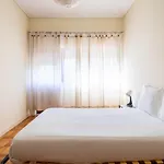 Convenient 3-Bedroom Apartments Next To Bom Sucesso